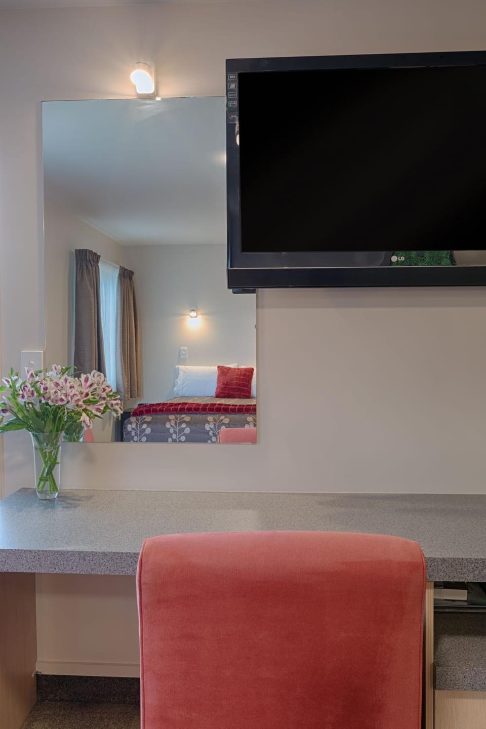 TV and multimedia, Seating area