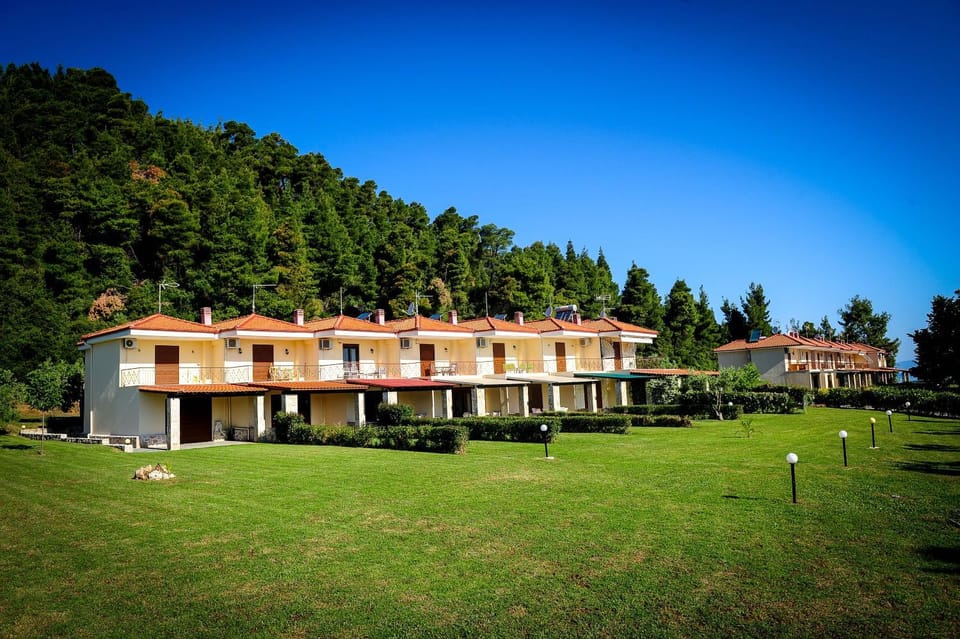 Property building, Garden, Garden