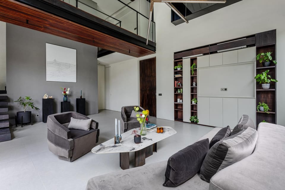 Living room, Seating area