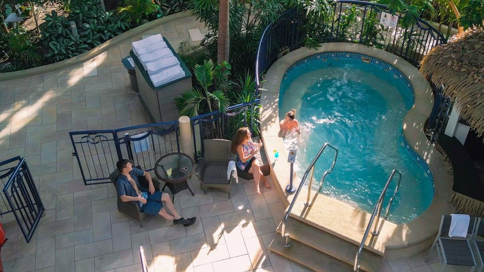 Hot Tub, Hot Tub
