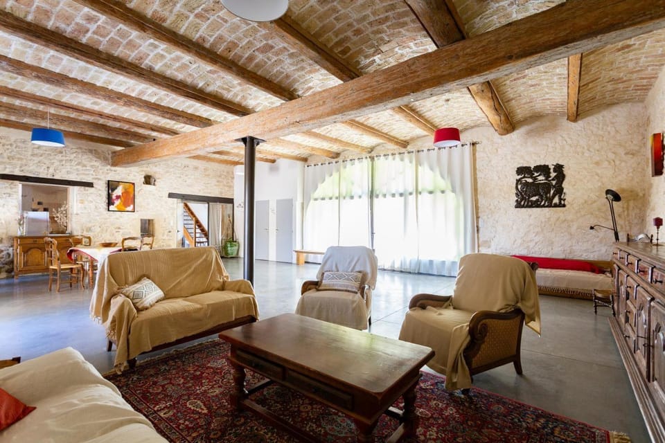 Property building, Living room