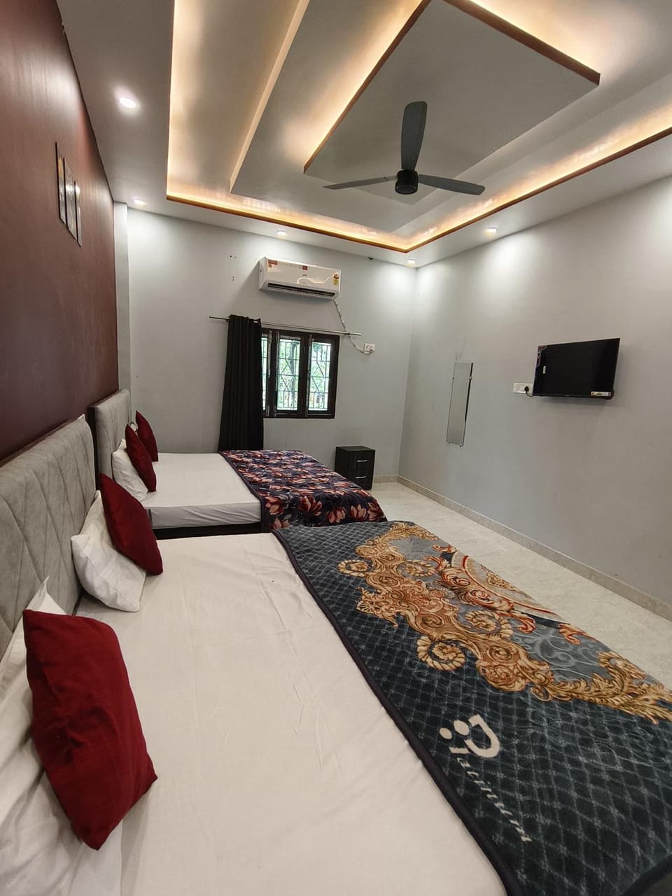 R Palace Vacation rental in Uttar Pradesh