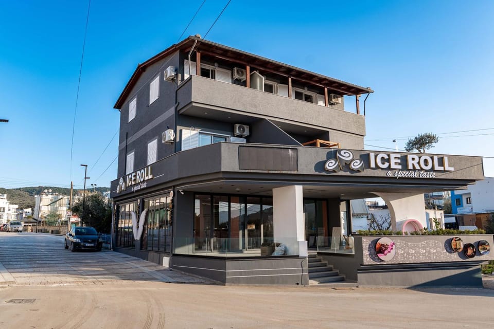 Property building, Neighbourhood, Street view, Location