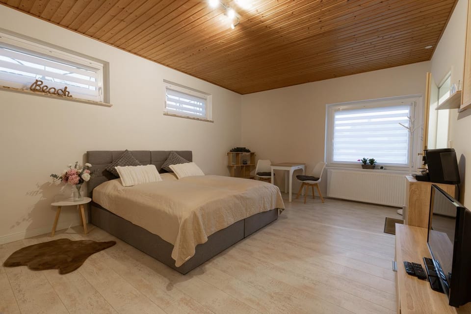 Property building, Living room, Bedroom