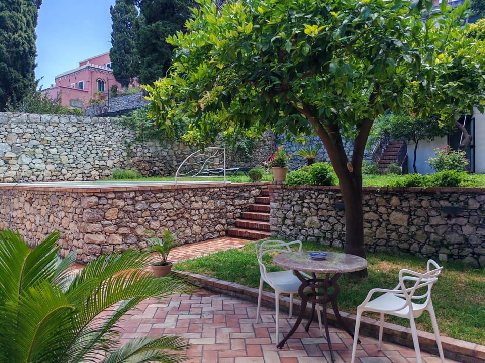 Spring, Day, Garden, Garden view