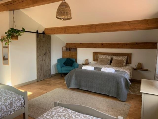 Les Glycines Bed and Breakfast in Occitanie