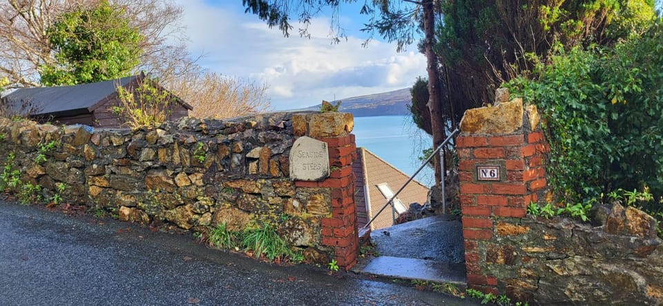 Seasidesteps Apartment in Wales