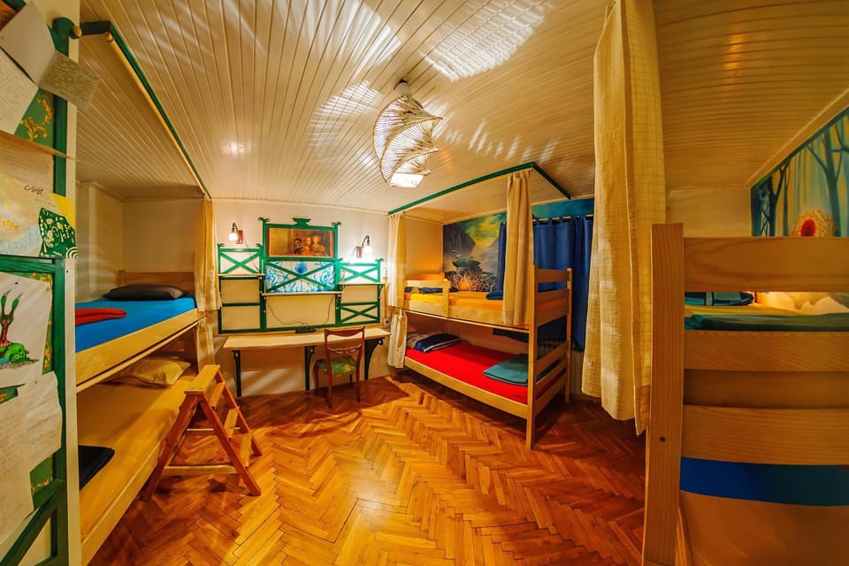 Photo of the whole room, bunk bed