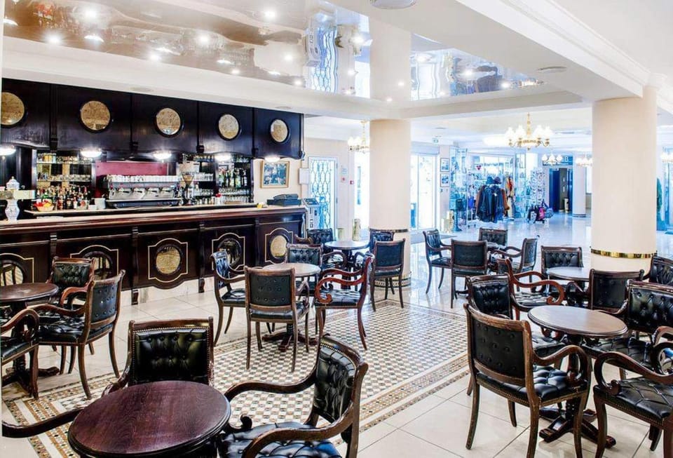 Lounge or bar