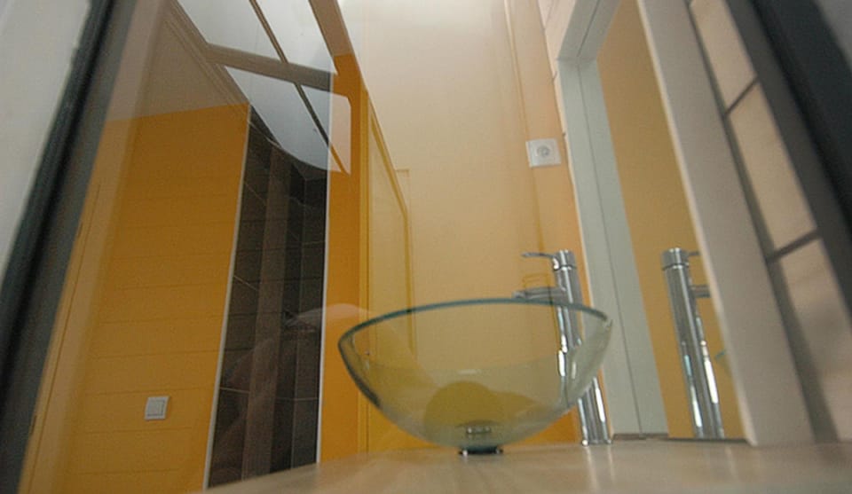 Shower, Toilet, Bathroom, Bedroom