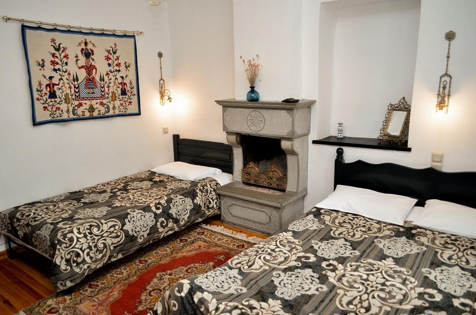 Photo of the whole room, Decorative detail, Bedroom