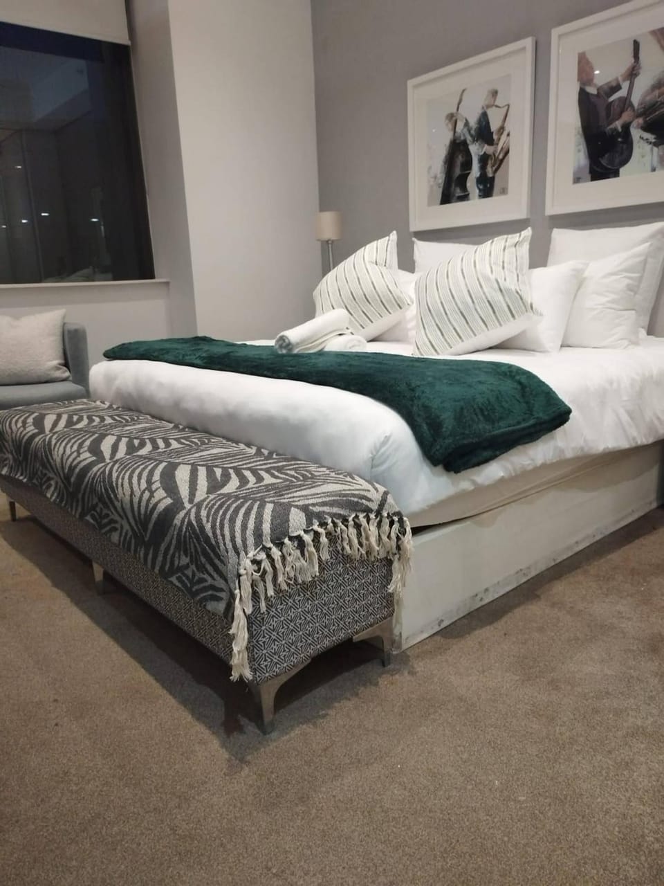 Stylish Sandton Apartment with Stunning City Views Apartment in Sandton