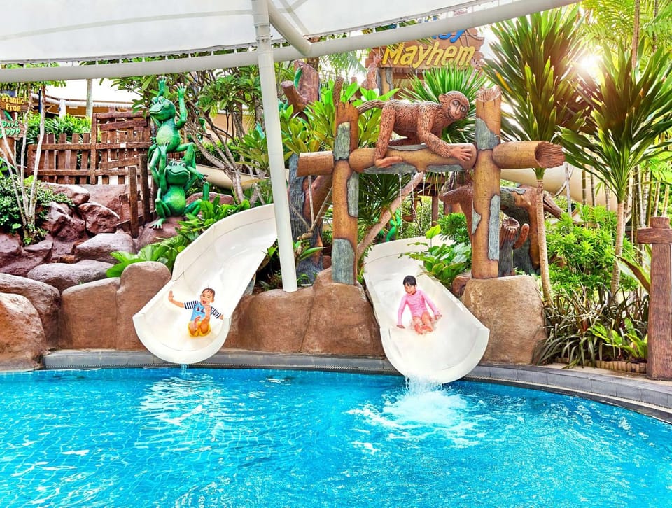On site, Pool view, Swimming pool