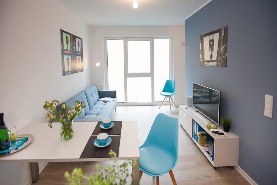 Living room, Photo of the whole room, Internal: Not applicable to any particular room