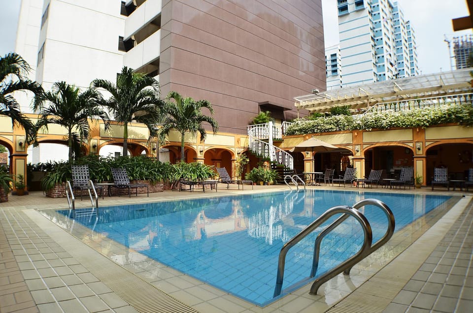 Day, Swimming pool, Swimming pool