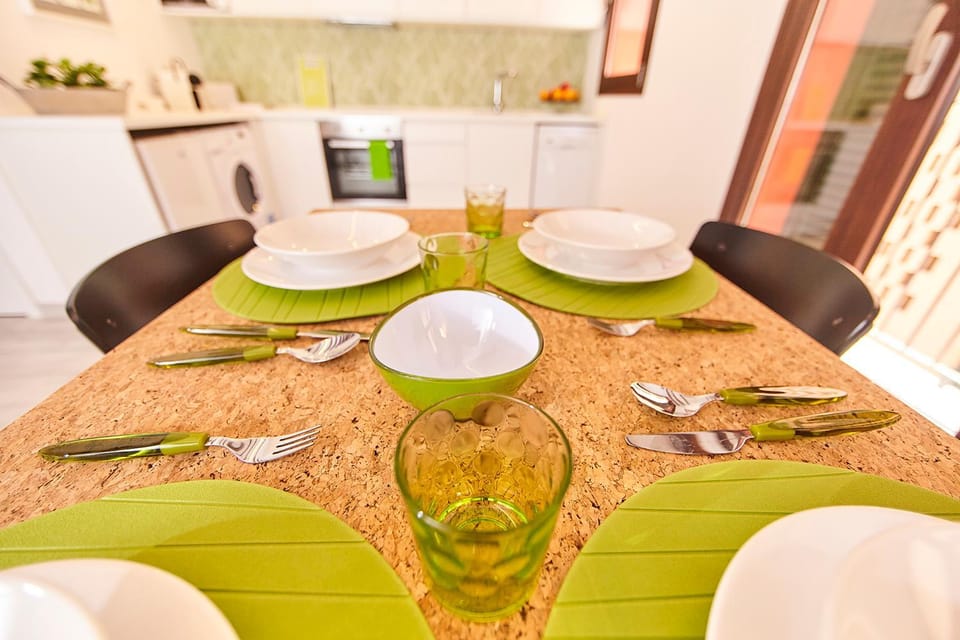 Coffee/tea facilities, Kitchen or kitchenette