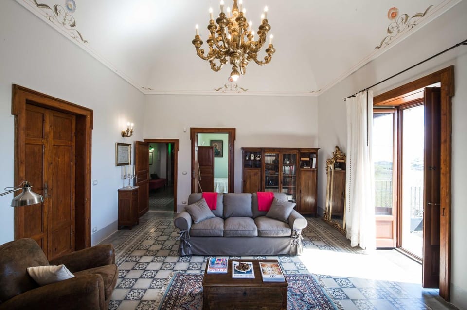 Communal lounge/ TV room, Living room, Photo of the whole room