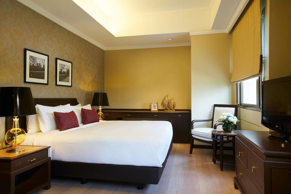 Day, Photo of the whole room, Bedroom