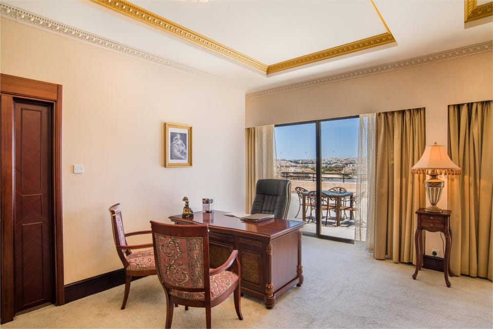 Living room, Sea view