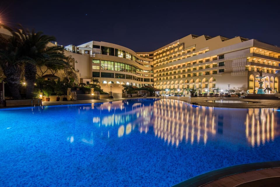 On site, Pool view, Swimming pool