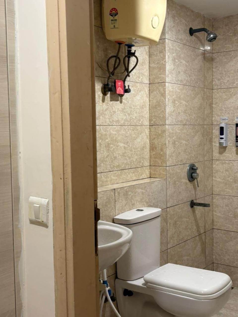 Shower, Toilet, Bathroom