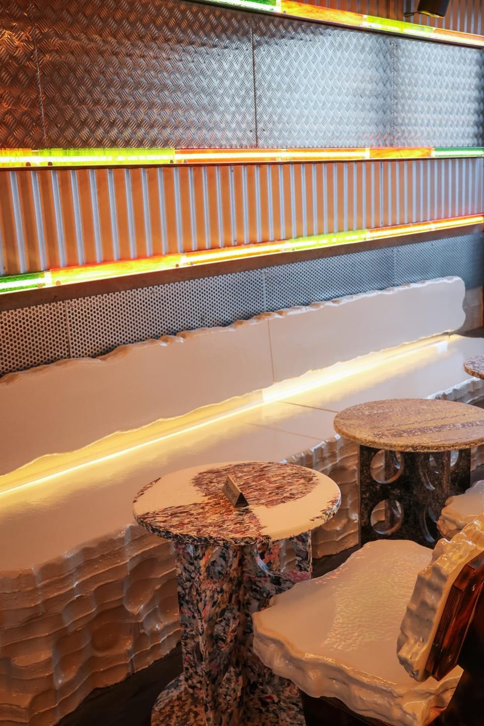 Lounge or bar, Seating area