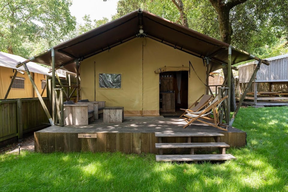 Lodging Le Lac Nature lodge in Lacanau