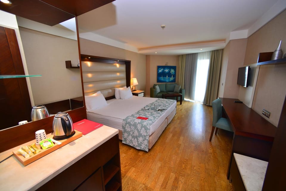 Bed, Coffee/tea facilities, Photo of the whole room