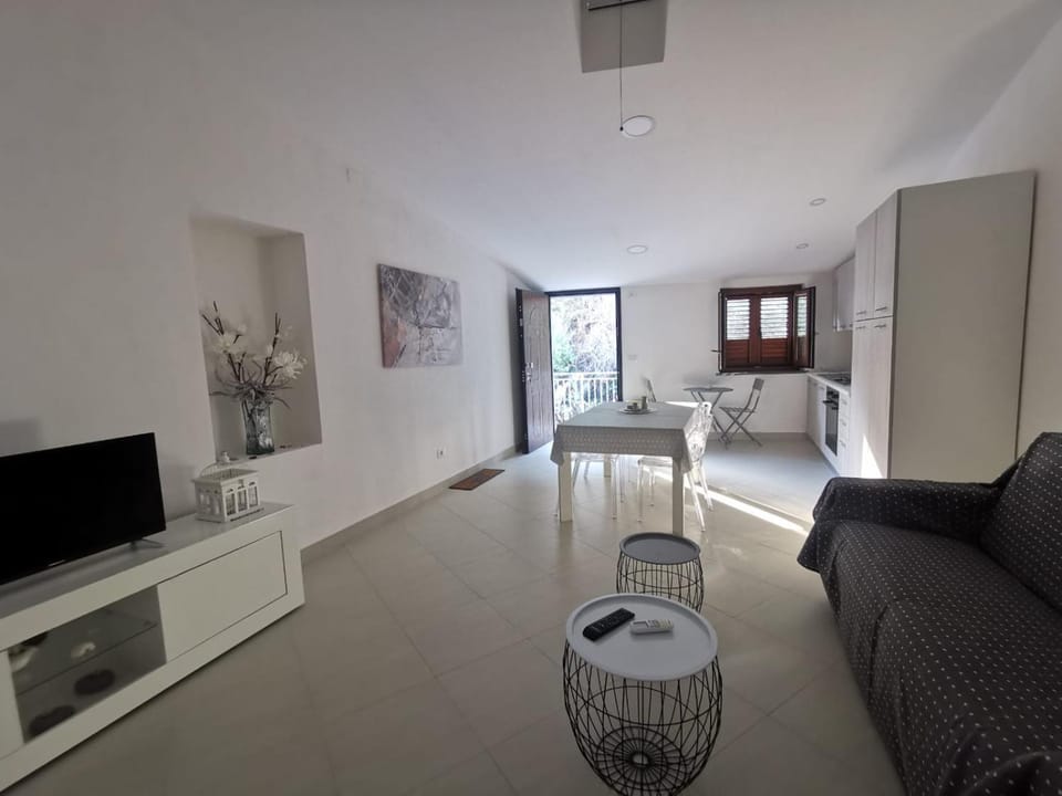 Mare Apartment 4 Apartment in Scalea