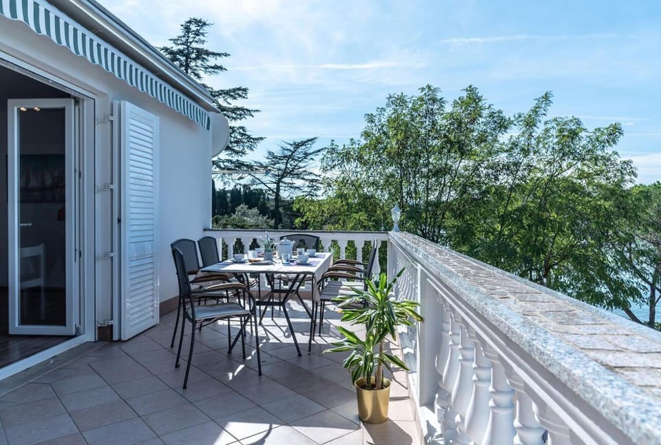 Balcony/Terrace, Seating area, On site, Sea view
