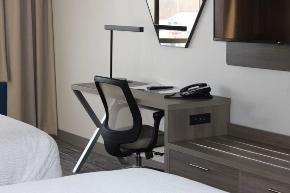 TV and multimedia, Other, Business facilities, Bedroom