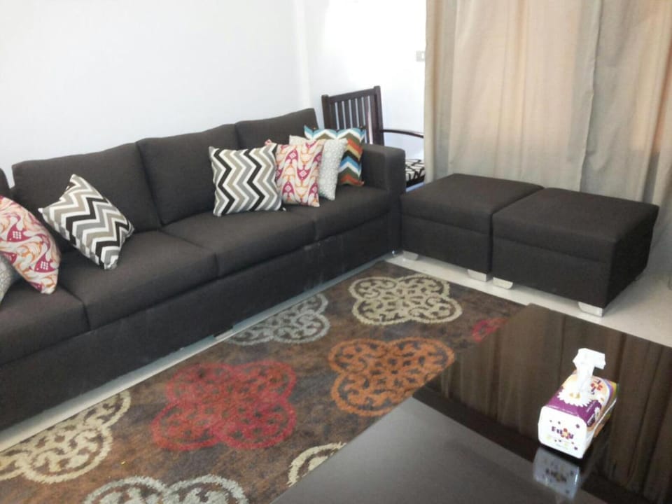 Living room, Decorative detail
