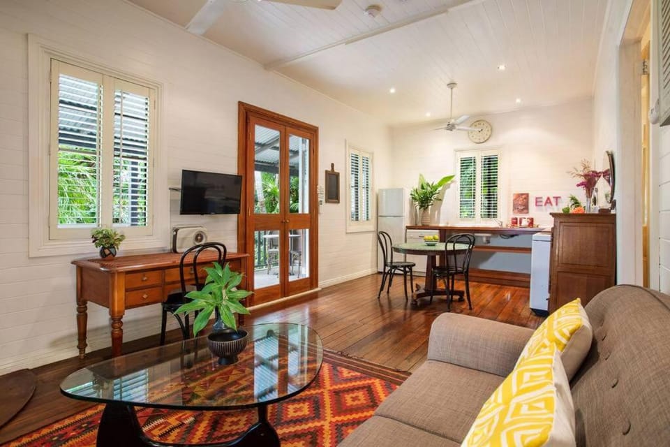 Coco's Cottage in the Byron Bay Hinterland House in Coorabell