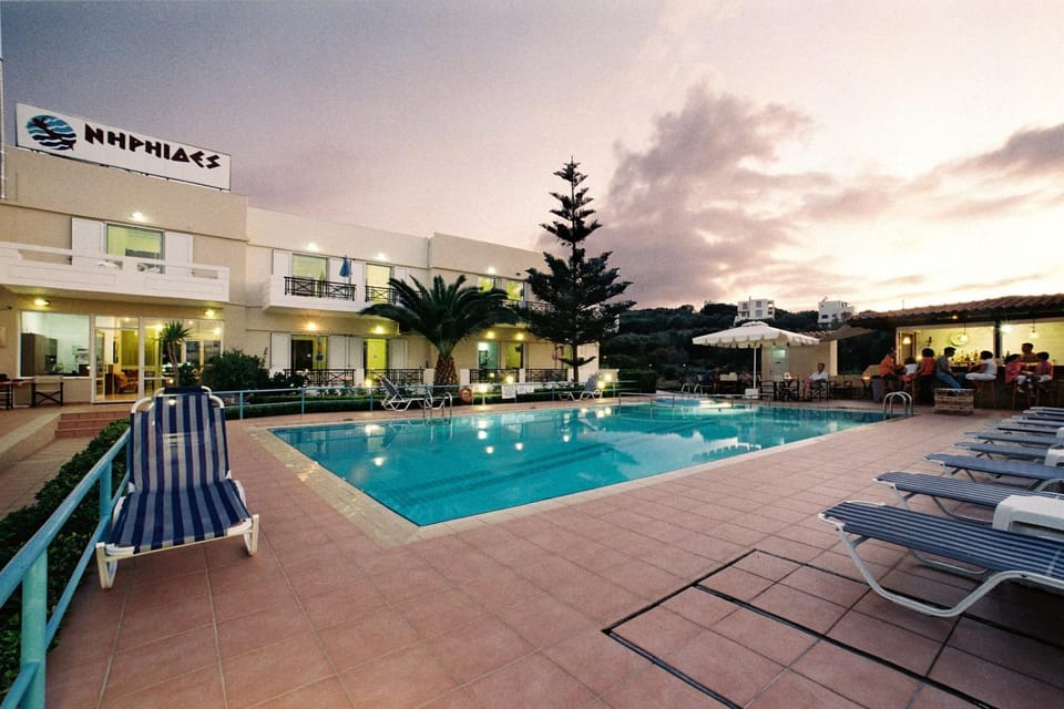 Property building, Swimming pool