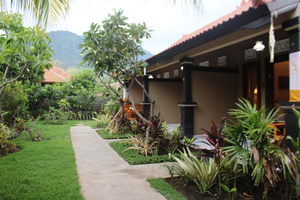Property building, Garden