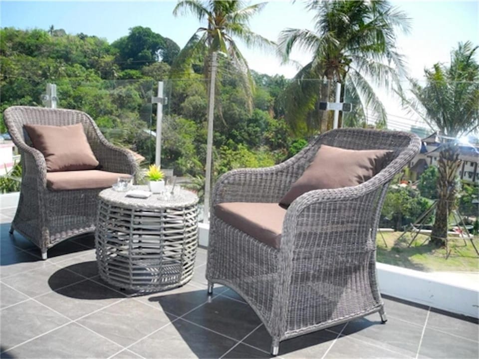 Chic Karon Nice Apartment close to Karon Beach Apartment in Phuket