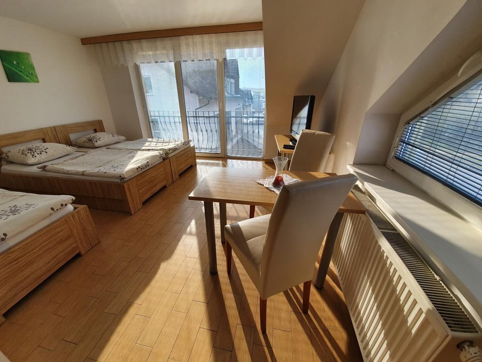 Property building, Photo of the whole room