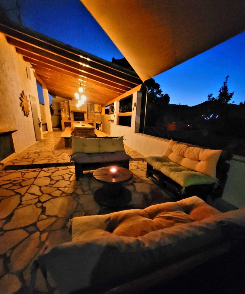 Inner courtyard view
