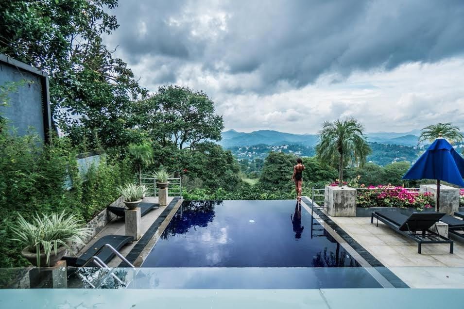 Patio, Nearby landmark, Spring, Day, Natural landscape, Garden, Garden view, Mountain view, Pool view, Swimming pool, sunbed