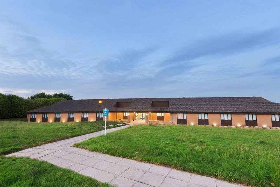 Property building, On site