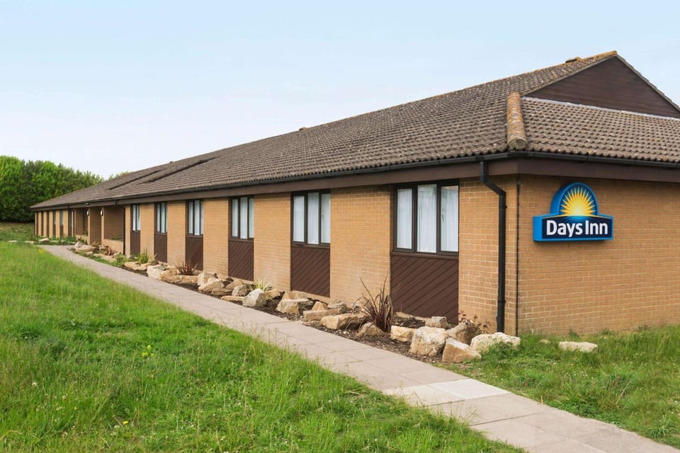 Property building, On site