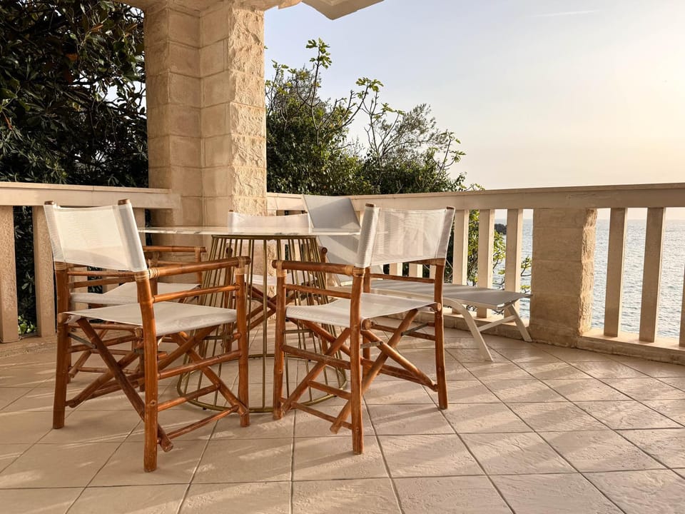 Balcony/Terrace, Beach, Sea view