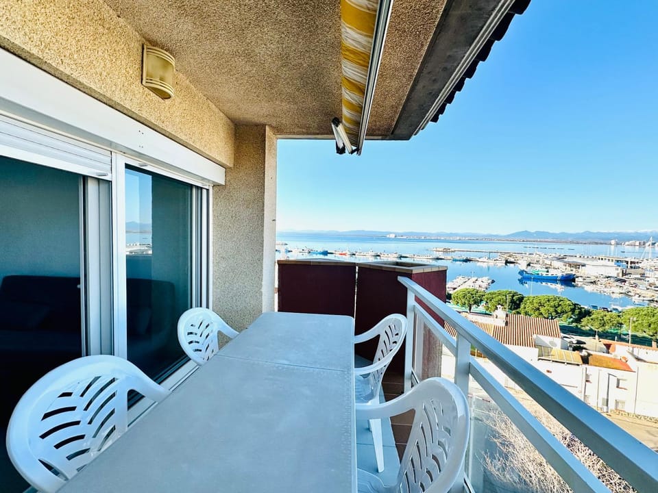 Global Immo 3140 Rocmar Apartment in Roses
