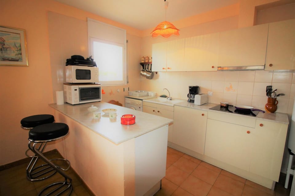 Global Immo 3286 Port Nou II Apartment in Roses