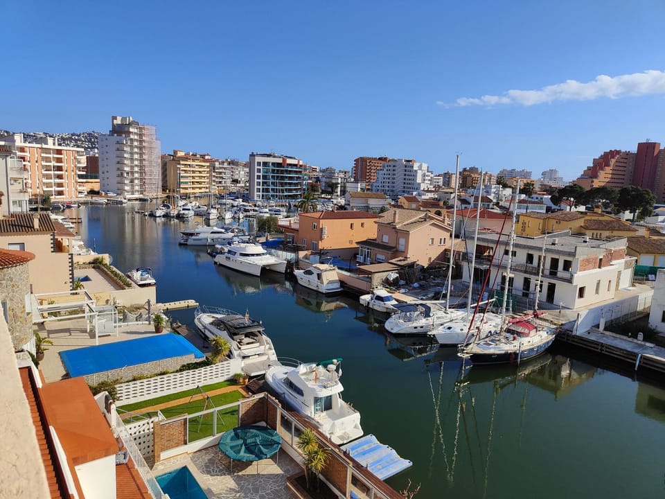 Global Immo 3289 Port thalassa Apartment in Roses