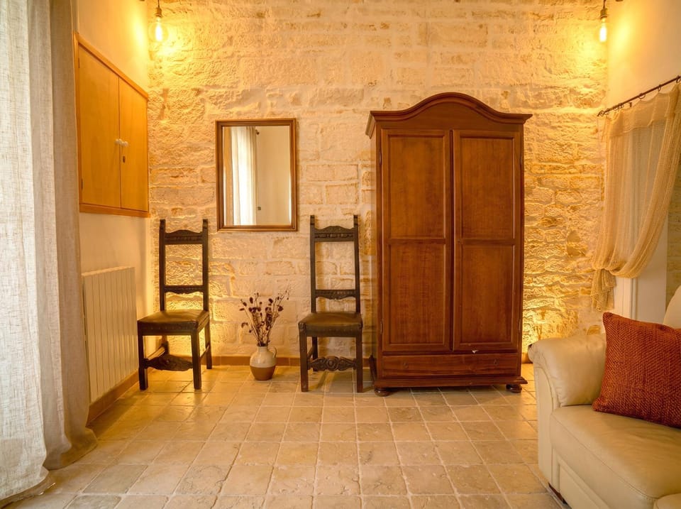 Facade/entrance, Living room