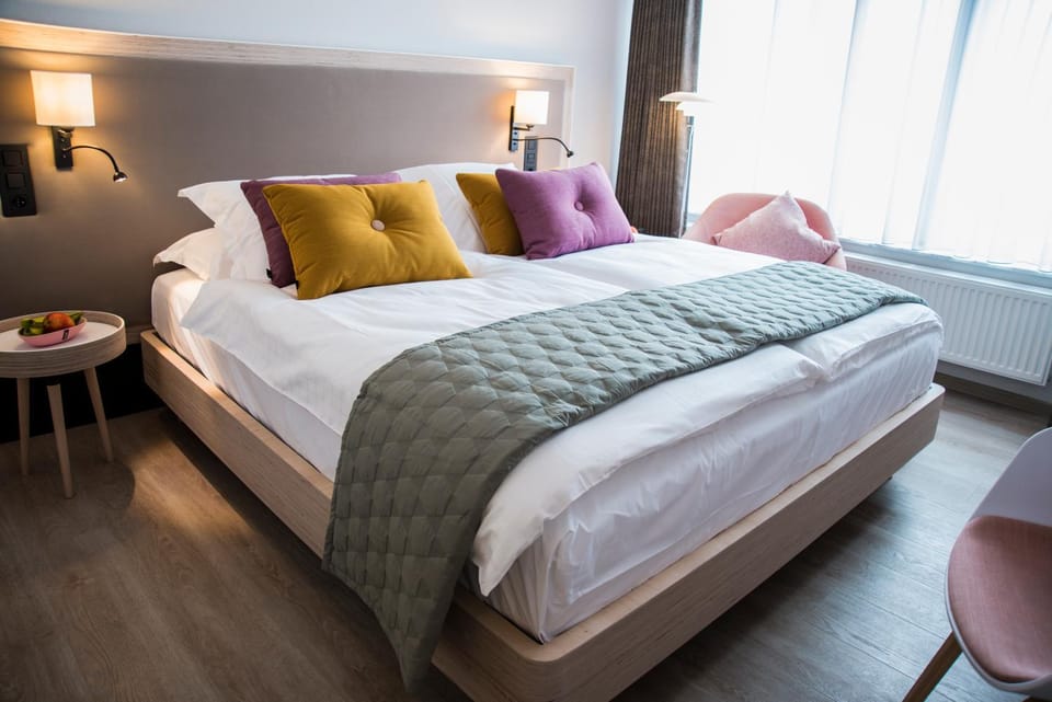 Bed, Bed, Day