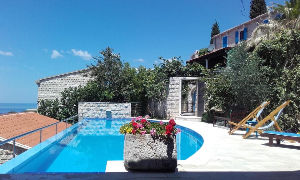 Villa Sunset - rustic stone villa with swimming pool and sea view Villa in Budva Municipality
