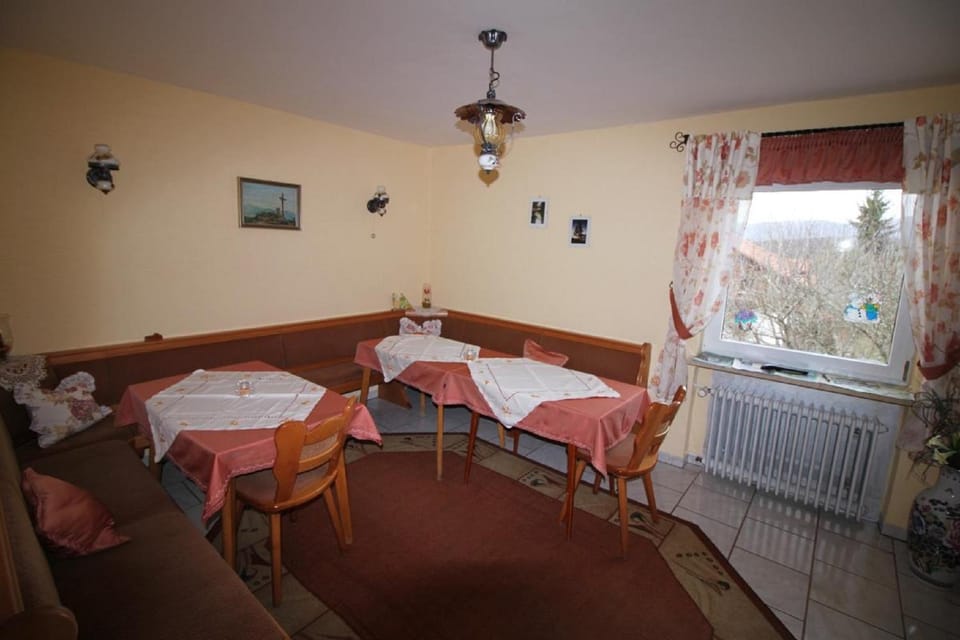 Decorative detail, Dining area