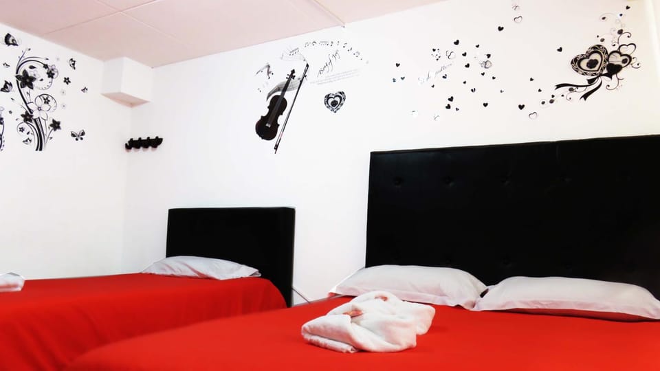 Hotel Bogota House Bed and Breakfast in Bogota